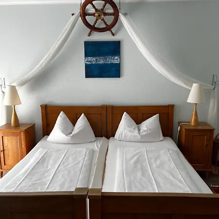 Hotel Zum Kreuz *