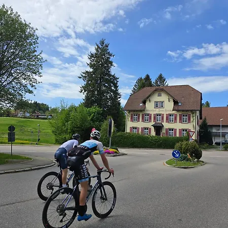 Zum Kreuz Hotel Sankt Peter