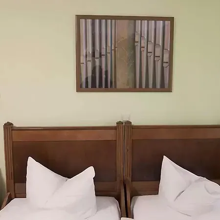 Zum Kreuz * Sankt Peter